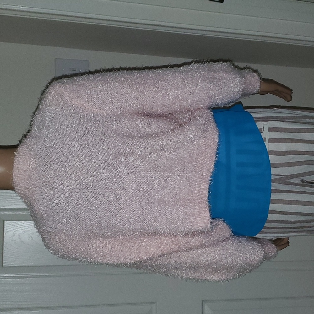 No Boundaries XL fuzzy cropped quarter sleeve open front cardi